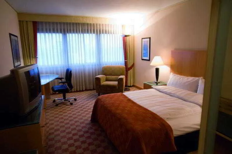 Intercontinental Hotel Hamburg 5*,